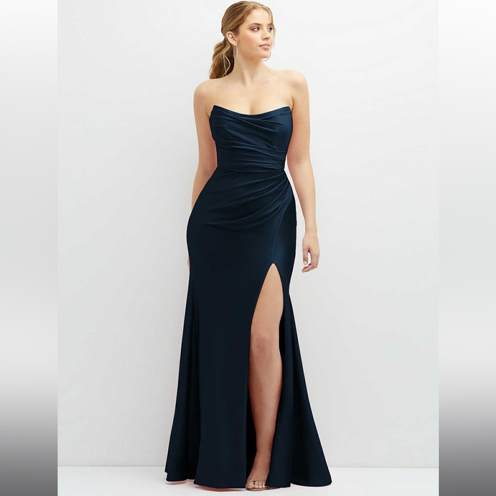 Dessy Elegant Black Strapless Gown size XS NWT
